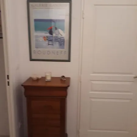 Apartment Climatise Dans Avec Piscine Et Garage