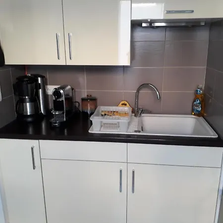 Climatise Dans Avec Piscine Et Garage Apartament Fréjus